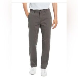 Men's Slim Fit Grey Paperweight Chinos